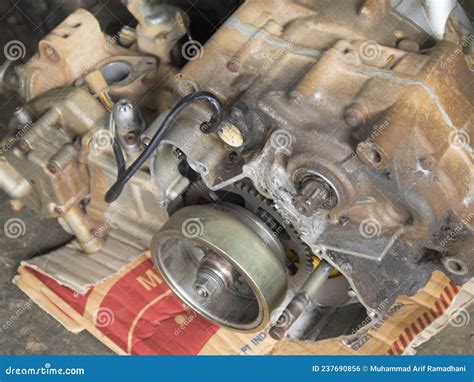 Motor Engine Parts To Be Repaired Stock Photo - Image of engine ...