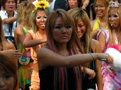 Ganguro Girls - Picture | eBaum's World