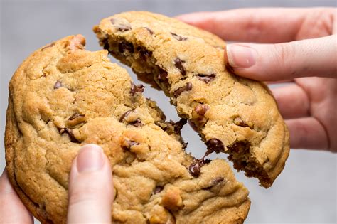 Copycat Levain Bakery Cookies Recipe - Chocolate Chip Cookies - Delish.com