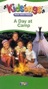 Amazon.com: Kidsongs - A Day At Camp [VHS]: Bruce Gowers, The Kidsongs Kids: Movies & TV