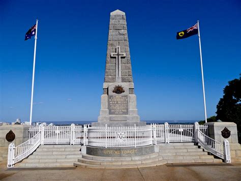 The Next Two-thirds.: Western Australia War Memorial