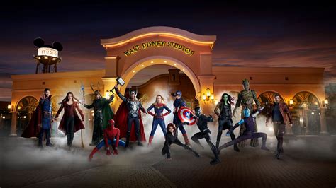 Disneyland Paris, è arrivata la stagione dei supereroi Marvel | Radio ...