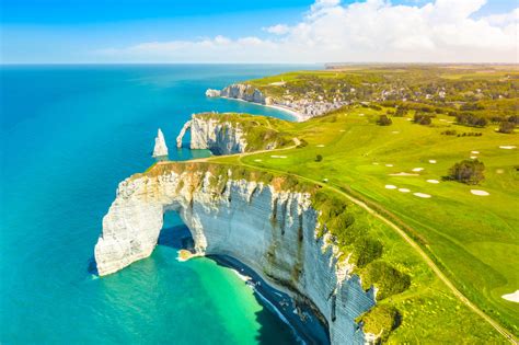 Falaises d'Étretat : que voir, que faire, camping, restaurants, météo ...