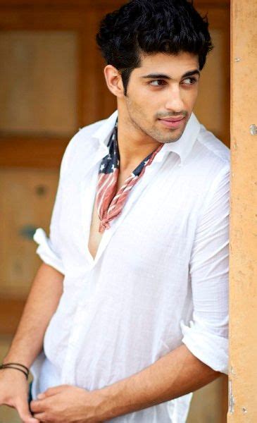 Aashim Gulati Height, Age, Girlfriend, Family, Biography & More ...