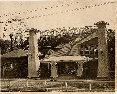 Entrance at Glen Echo Park (early-1900s). | Glen echo, Abandoned amusement parks, Amusement park