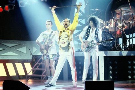 Freddie Mercury's ‘extraordinary’ The Show Must Go On recording | Music ...