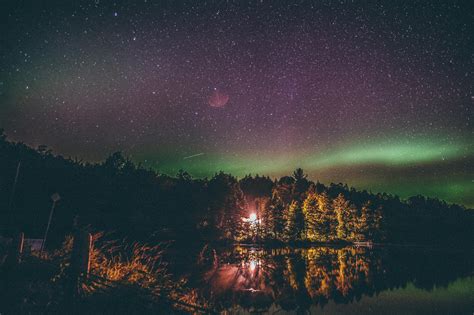 Aurora Borealis Phenomenon · Free Stock Photo