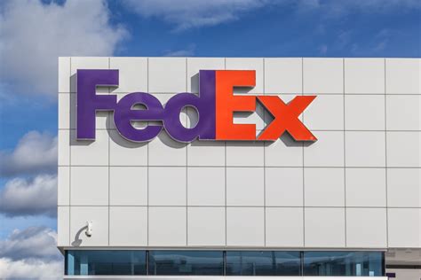 FedEx Logo: Evolution and Hidden Meaning | ZenBusiness