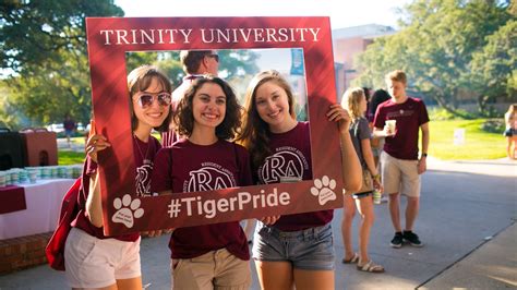 Pre-Seniors | Admissions and Aid | Trinity University