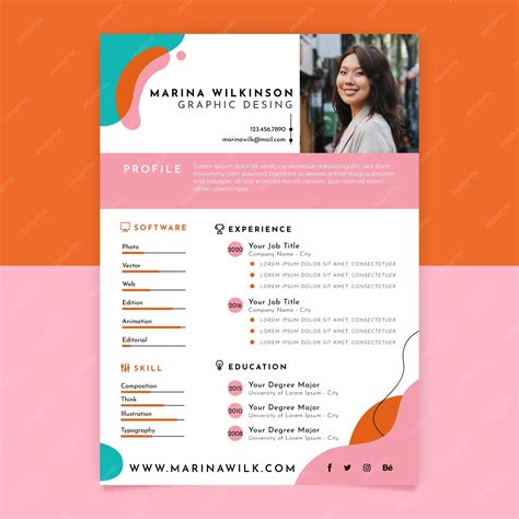 Simple Graphic Designer Resume