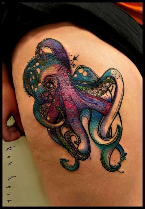 Colorful octopus tattoo, gorgeous! | Octopus tattoo design, Squid tattoo, Tattoos