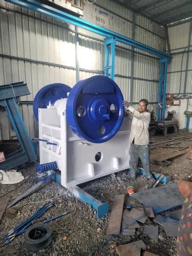 Stone Crusher Machine, Capacity: 120 Ton/Day at Rs 600000 in Indore | ID: 22609203791