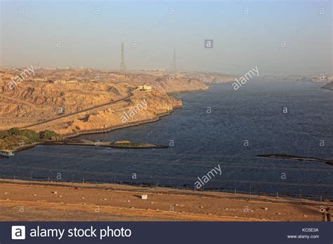 Aswan high dam lake nasser hi-res stock photography and images - Alamy