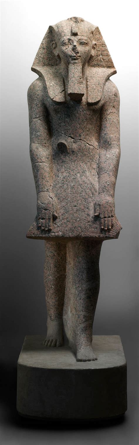 Art: Standing Statue of Hatshepsut - Annenberg Learner