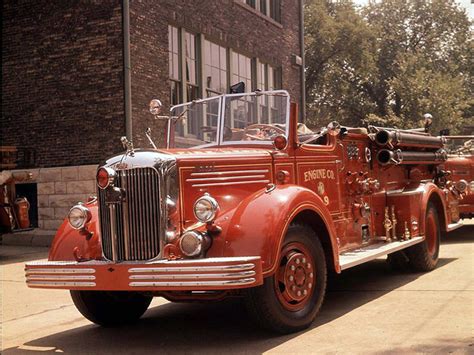 Fire Museum hosts big "reveal" of restored fire engine at fundraiser ...