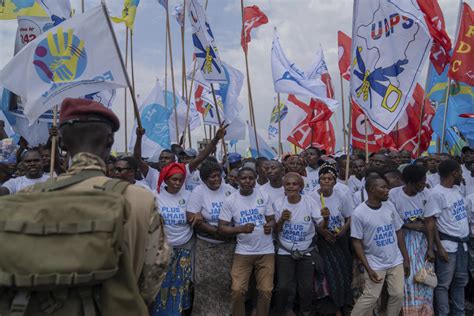 Tensions between Congo and Rwanda heighten the risk of military confrontation, UN envoy says