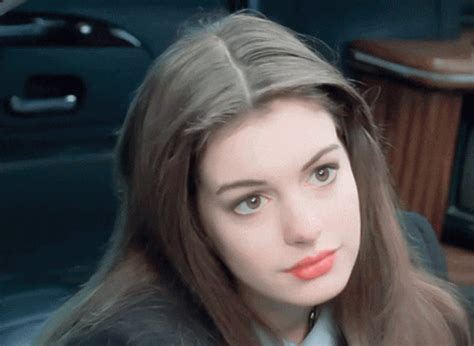 Anne Hathaway GIF - AnneHathaway - Discover & Share GIFs