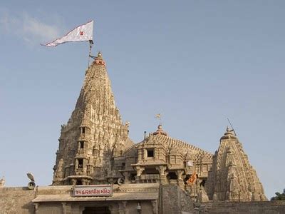 Pilgrimage India | Pilgrim Tours | Temples In India | India Temple Tourism: Dwarkadhish Temple ...