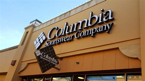 Columbia Sportswear Outlet - 12 Photos & 39 Reviews - Outdoor Gear ...