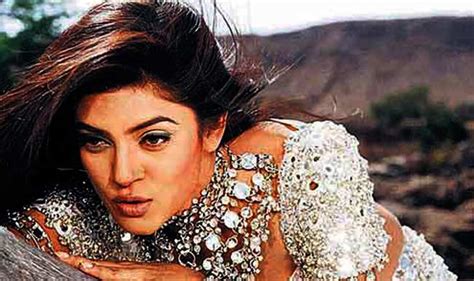 Sushmita Sen Birthday Special: Top 5 looks from the movies of the Miss ...