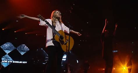 Hillsong Worship - 'What a Beautiful Name' | CCM Magazine