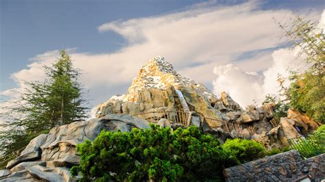 Matterhorn Bobsleds | Rides & Attractions | Disneyland Park | Disneyland Resort