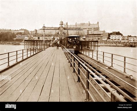 Southend pier tram hi-res stock photography and images - Alamy