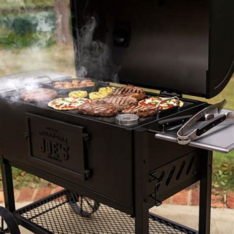 Oklahoma Joe's 30-Inch Anthem Series Judge Charcoal Grill - 21302126 | BBQGrills.com