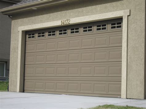 92 Modern Most popular garage door colours Prices | Garage Doors and Design