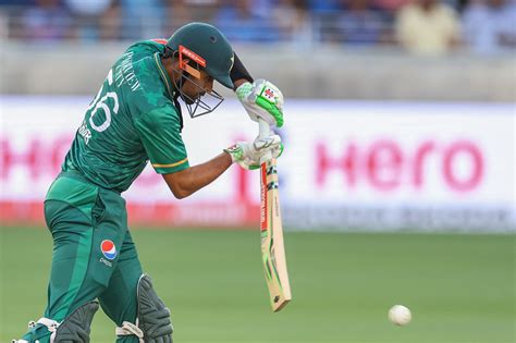 Pakistan vs Hong Kong, Asia Cup 2022 LIVE Score Updates: Ehsan Khan Gets The Big Wicket Of Babar ...