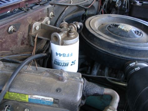 File:Fuel filter.jpg - Wikimedia Commons
