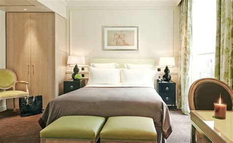 Chambres & Suites | Grand hôtel du Palais Royal Paris