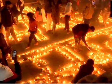 Pran Pratishtha: Watch Devotees Light 5,100 Earthen Lamps at MP’s Ram Raja Mandir