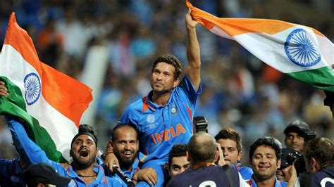 International Left Handers Day: Sachin Tendulkar celebrates being lefty with brilliant tweet