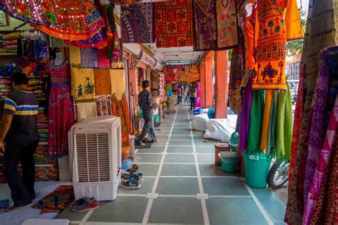 15 Places for Shopping in Jaipur, What to Buy in Jaipur