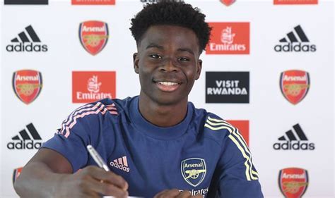 Bukayo Saka issues apology to Arsenal fans over contract saga - 'I want to say I'm sorry ...