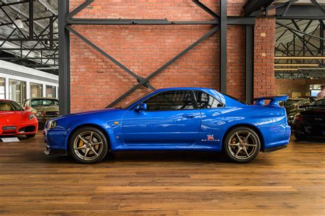 Nissan Skyline GTR R34 blue (24) - Richmonds