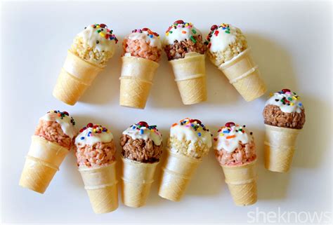 Sugar Swings! Serve Some: Cereal Treat Mini Ice Cream Cones