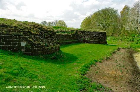 Yorkshire Images - Bolingbroke Castle, Old Bolingbroke