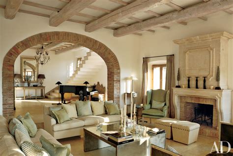 35 Awesome Italian Living Room Decorating Ideas