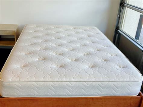 Naturally Organic Soho Pocket Coil Mattress | Innerspring Mattresses