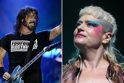 Watch Dave Grohl and Greg Kurstin Cover THAT Peaches Song – Rolling Stone