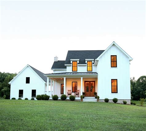 Our Modern Farmhouse: Exterior - Plank and Pillow