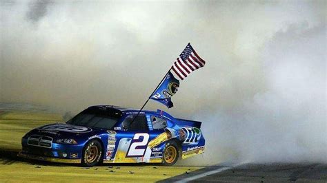 Brad Keselowski clinches first NASCAR Sprint Cup championship