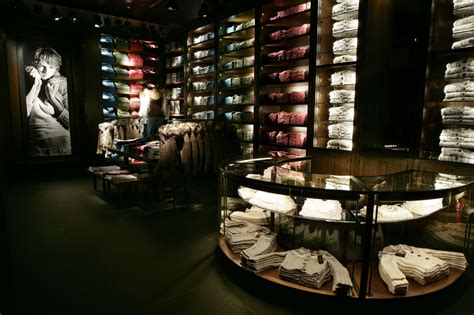 Abercrombie & Fitch Flagship Stores - Selldorf Architects - New York