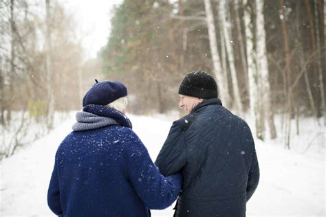 5 Winter Activities for Seniors | Visavie