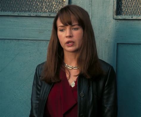 17 of the Dopest Outfits Sophia Wears in the Netflix 'Girlboss' Series in 2020 | Girl boss, Tv ...