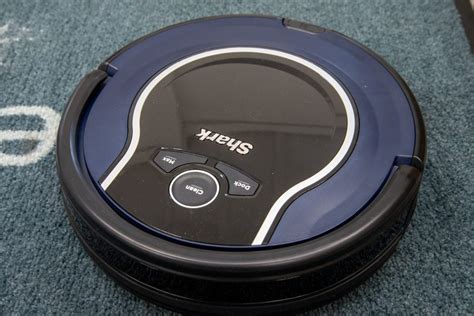 Shark ION Robot Vacuum Review: A simple and cheap robot