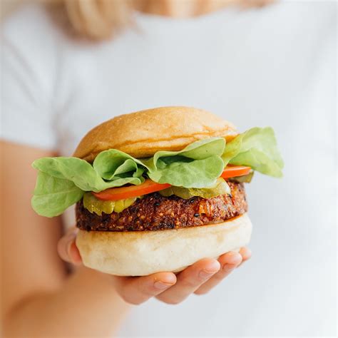 Betty’s Classic Vegan Burger - Eats Bible