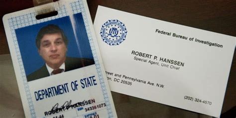 Robert Hanssen, ex-FBI agent who spied for the Soviet Union and Russia, found dead in prison ...